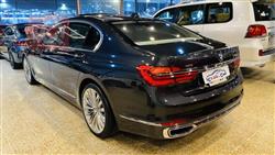 بي ام دبليو الفئة 7